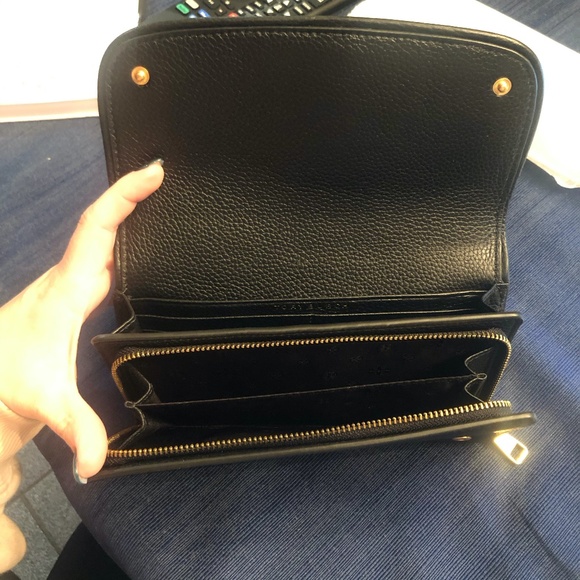 NWOT T.Burch Britten Envelope Continental Wallet - Picture 2 of 3